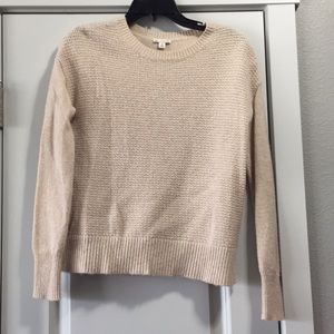 Women’s Gap sweater. Cream size XS